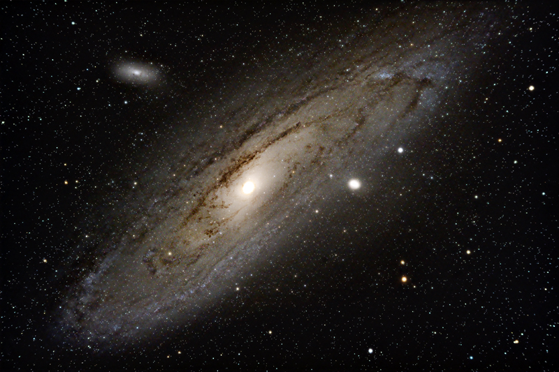 Das Bild Andromeda 1 wird geladen ...